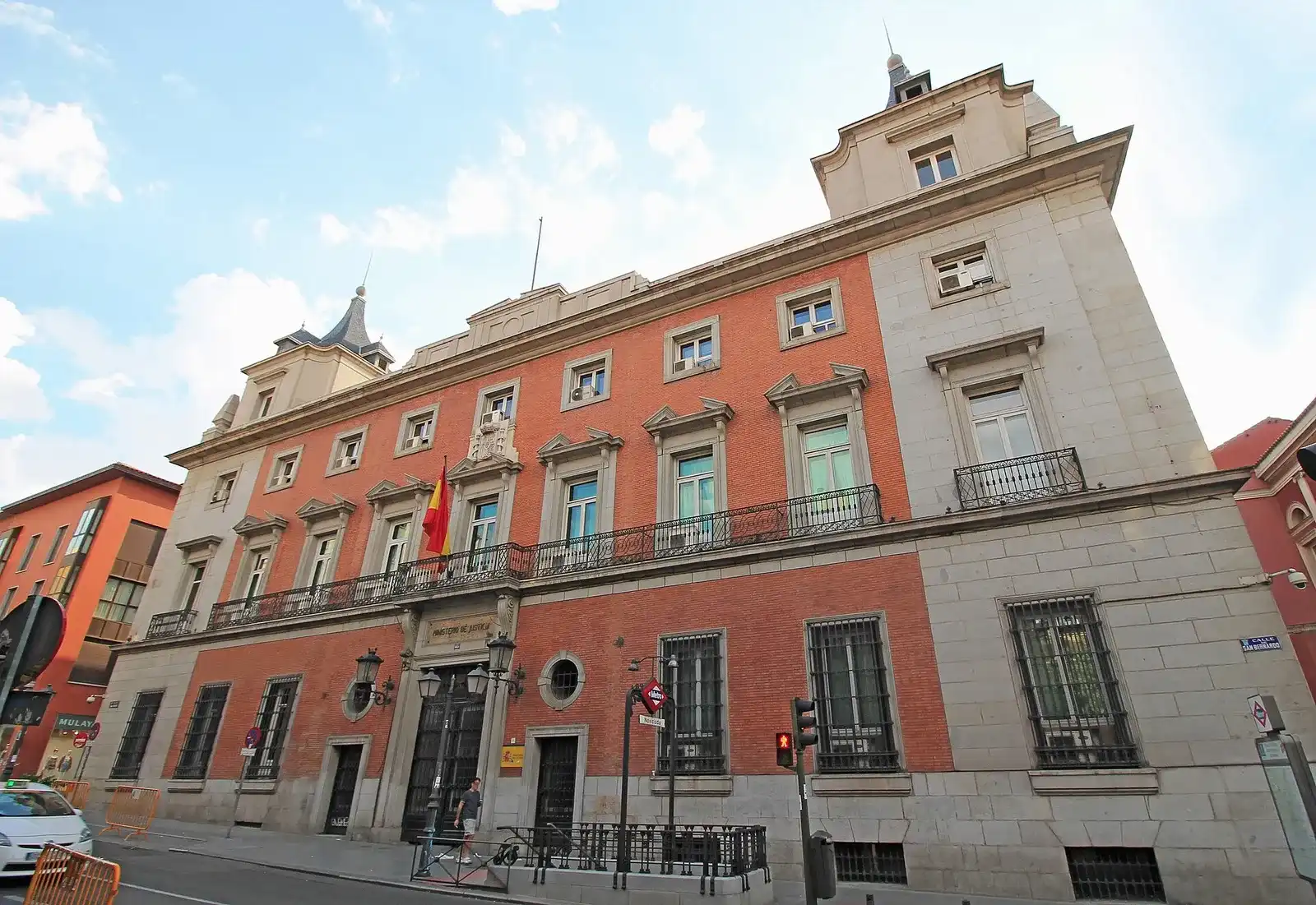 De gevel van het Palacio del Marqués de la Sonora in Madrid, zetel van het Spaanse ministerie van Justitie
