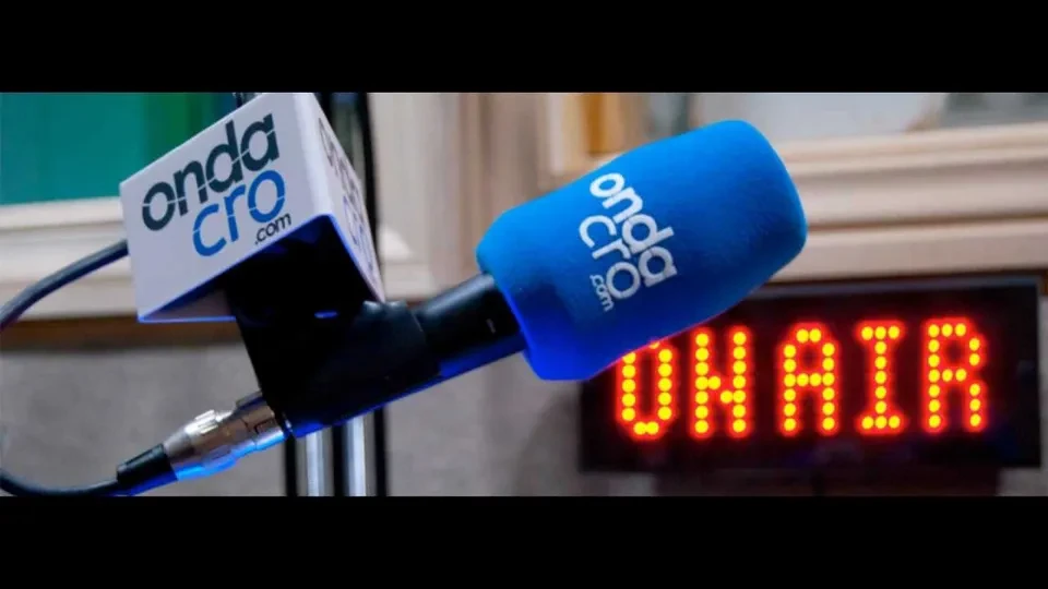 El Viaje de mi Tarjeta de Michiel Das en el programa Atrapados en las Redes (Onda Cro, 04/03/2013)